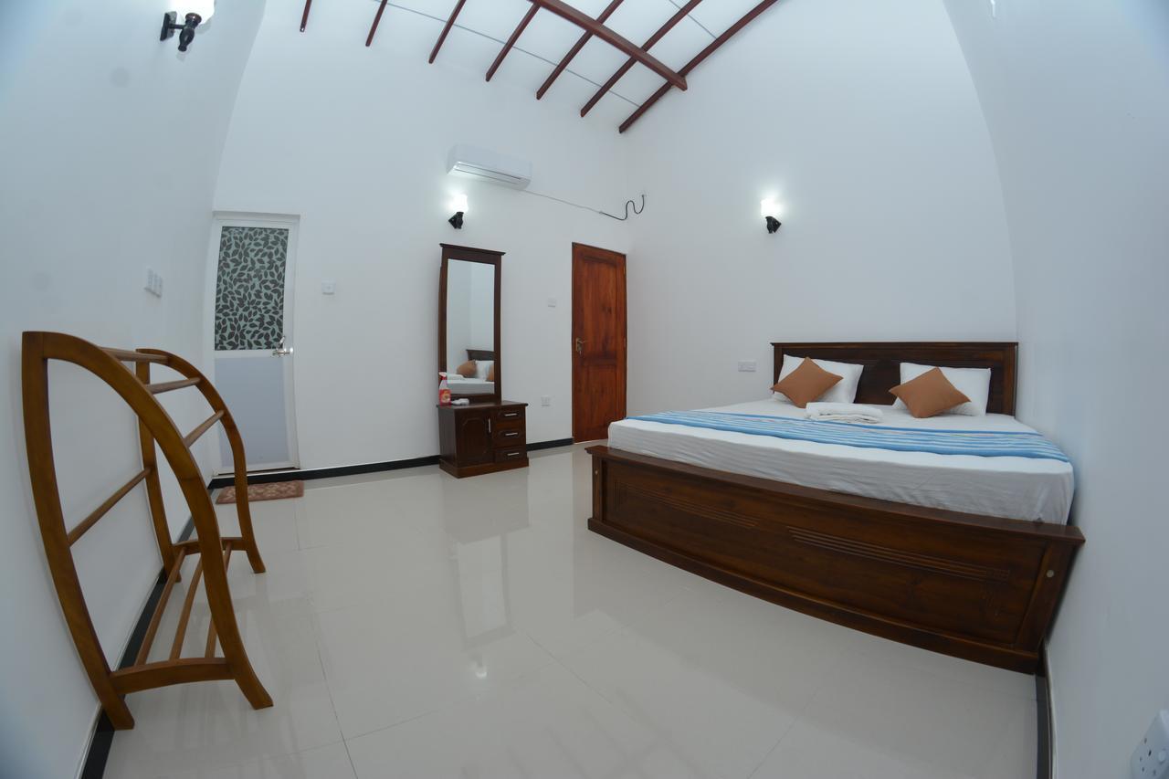 Reshani Guest House Negombo Eksteriør billede