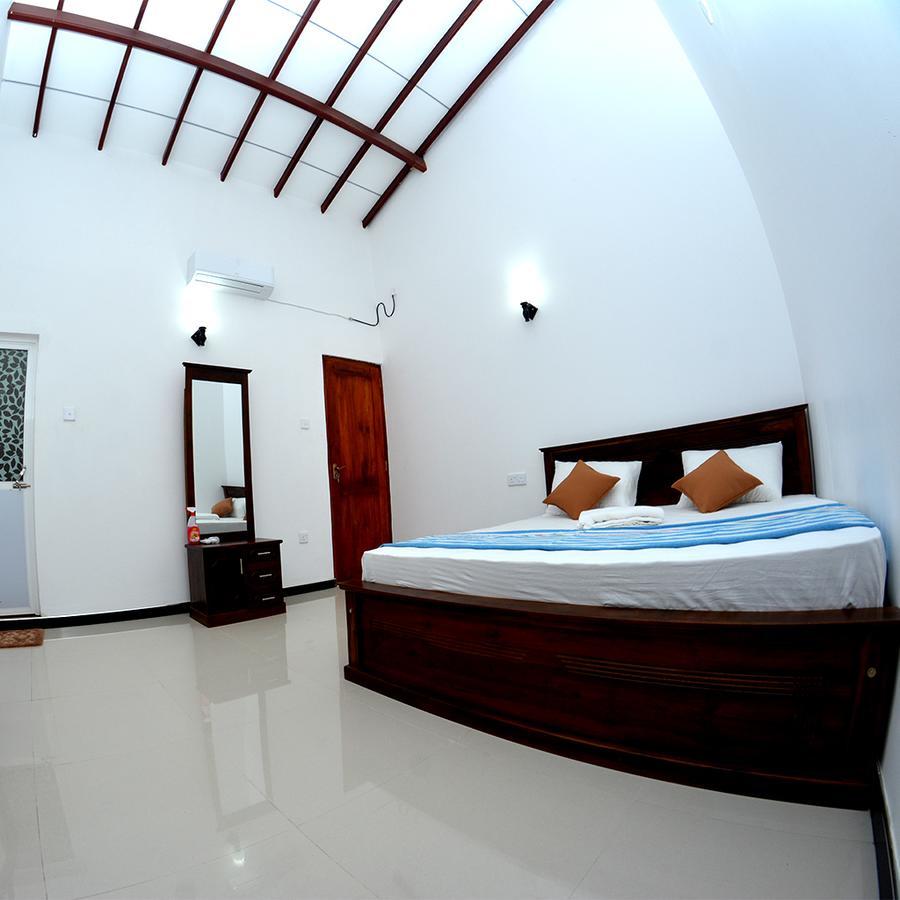 Reshani Guest House Negombo Eksteriør billede