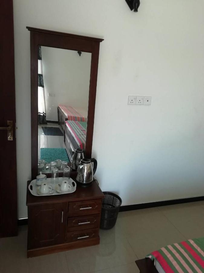 Reshani Guest House Negombo Eksteriør billede